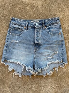We The Free Curvy Light Wash High-Rise Distressed Button Fly Frayed Hem Shorts
